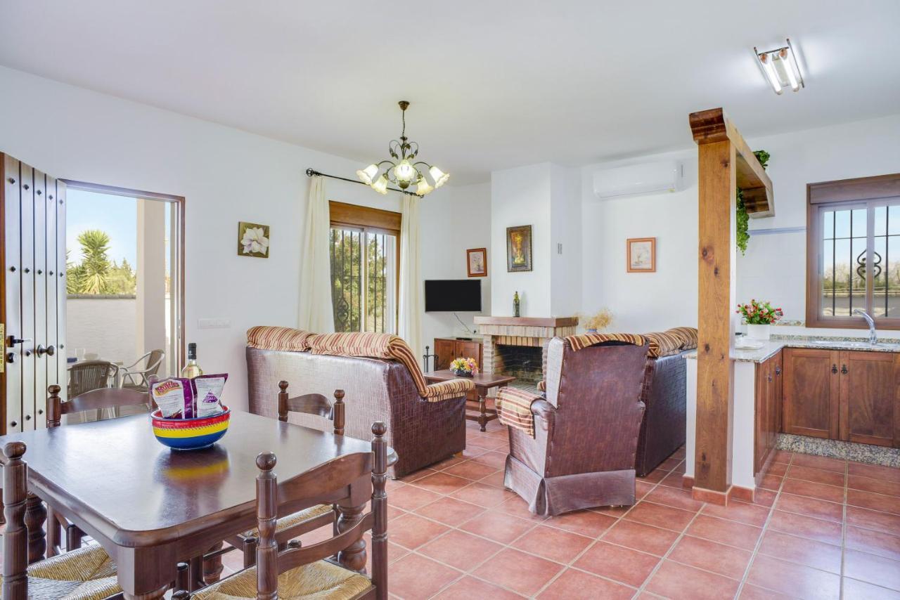 Casa Villanueva 4 - Solo Familias โกนิล เด ลาฟรอนเตรา ภายนอก รูปภาพ